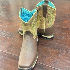 Brown and Tan Western Boots with Embroidery